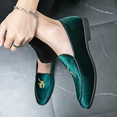 お買い得  セミフォーマル-ゴールドの刺繍が施されたメンズグリーンベルベットローファー - フォーマルなイベントや結婚式に最適な豪華なスリッポンシューズ