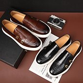 economico Casuale-mocassini da uomo in similpelle marrone con cinturini a doppia fibbia, motivo coccodrillo e suola bianca: eleganti scarpe casual eleganti per l&#039;ufficio o le occasioni formali