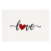 economico Tovagliette-set di 4 tovagliette per San Valentino romantiche e decorative con motivi a forma di cuore o rosa resistenti e resistenti al calore perfette per aggiungere un tocco d&#039;amore all&#039;arredamento della tua