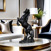 economico Statue-eleganti statue di cavalli in resina, un set di tre maestosi cavalli in nero, bianco e dorato, perfetti per l&#039;arredamento della casa, adatti per ingressi, carrelli bar, soggiorni e uffici
