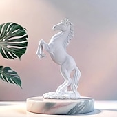 economico Statue-eleganti statue di cavalli in resina, un set di tre maestosi cavalli in nero, bianco e dorato, perfetti per l&#039;arredamento della casa, adatti per ingressi, carrelli bar, soggiorni e uffici