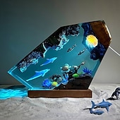 preiswerte Tischlampen-handgefertigtes Nachtlicht aus Ozeanharz, Nachtlicht aus Delfin- und Schildkrötenharz, Taucherpaar erkundet Unterwasserwelt, Clownfische, Wassergras, USB-Tischlampe aus Holz für Zuhause &amp;Bürodekor,