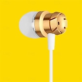 billiga Trådbundna hörlurar-metalltrådad superbashörsnäcka 3,5 mm inbyggd mikrofon handfri brusreducering universal headset sporthörlurar