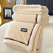 Недорогие Тонкие одеяла и пледы-зимнее роскошное коралловое бархатное одеяло для офиса, шаль, утолщенное, роскошное, для кондиционирования воздуха, для сна, дивана, одеяла для дома, мягкие, дышащие, покрывало для кровати