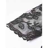 economico Lunghezza del tè-Abito Sheath  Colonna Abito per la Madre della Sposa Elegante Collo Illusione Lunghezza al Ginocchio Corto  Mini Tessuto in Pizzo Elasticizzato Manica Mezza con Perline Ricamate Abito da Corsa