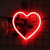 economico Lampade neon LED-luce al neon a forma di cuore rosa - led per San Valentino &amp;decorazione per feste perfetta per la stanza delle ragazze, dormitorio, decorazione per la casa per l&#039;anniversario di matrimonio