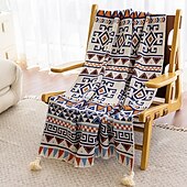abordables Couvertures et plaids-Couverture tissée bohème au design de pompon complexe, douce et durable, parfaite pour les lits, les canapés ou les chaises, ajoute une touche bohème unique à votre espace de vie, élégante et