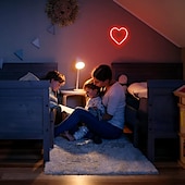 economico Lampade neon LED-luce al neon a forma di cuore rosa - led per San Valentino &amp;decorazione per feste perfetta per la stanza delle ragazze, dormitorio, decorazione per la casa per l&#039;anniversario di matrimonio