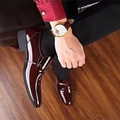 levne Poloformální-pánské hnědé lakované mokasíny z umělé kůže – prodyšné perforované slip-on společenské boty pro obchodní i formální příležitosti