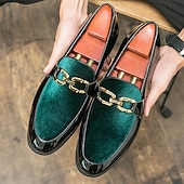 levne Poloformální-pánské luxusní červené sametové a černé lakované mokasíny – stylové slip-on společenské boty s kovovou přezkou na svatby a formální události
