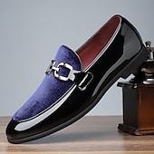 levne Poloformální-pánské luxusní červené sametové a černé lakované mokasíny – stylové slip-on společenské boty s kovovou přezkou na svatby a formální události