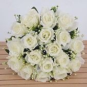abordables Cadeaux-Cadeaux de Noël pour les femmes Maman Elle bouquet de roses artificielles en soie jaune réaliste de 18 pcs - décoration intérieure cadeau pour amis et famille - parfait pour la Saint-Valentin Noël