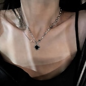 abordables Colliers-Collier Chrome Femme Mode Géométrique Mignon Forme Géométrique Colliers Tendance Pour Soirée