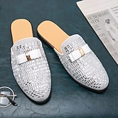 preiswerte Clogs &amp; Pantoletten für Herren-Herren-Slipper aus braunem Wildleder mit metallisch-goldenen Nieten und Schleifenakzent – stilvolle Freizeit-Loafer für den Alltag und besondere Anlässe