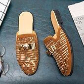 preiswerte Clogs &amp; Pantoletten für Herren-Herren-Slipper aus braunem Wildleder mit metallisch-goldenen Nieten und Schleifenakzent – stilvolle Freizeit-Loafer für den Alltag und besondere Anlässe