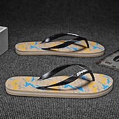 cheap Vacation Sandals-Men&#039;s Camouflage Flip-Flops with Durable Rubber Sole - Perfect for Outdoor and Beach Activities
