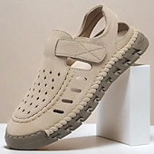 abordables sandalias de exterior-Sandalias beige sin cordones para hombre con diseño perforado y suela acolchada para paseos casuales y ropa de playa.