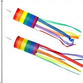 economico Bandiere da Giardino, Striscione-Giugno Mese del Pride Bandiera di Colonna Windsock Arcobaleno Volare nella Brezza Bandiera Decorativa per Giardino LGBT+ con Code Arcobaleno Lunghe Felice Pride