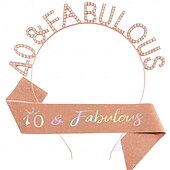 billige Bursdagsfestutstyr-bursdagsfest modne kvinner dekorasjoner 2-delt sett pannebånd og sash med &#039;40 eller 50  &amp; fabelaktig&#039;