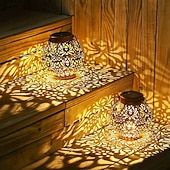 Недорогие Ландшафтные огни-2 шт. светодиодных садовых фонаря на солнечных батареях, уличные проекции звездного неба, водонепроницаемые солнечные металлические фонари, ретро-полый дизайн, подходит для украшения сада, террасы,