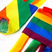 economico Bandiere da Giardino, Striscione-Giugno Mese del Pride Bandiera di Colonna Windsock Arcobaleno Volare nella Brezza Bandiera Decorativa per Giardino LGBT+ con Code Arcobaleno Lunghe Felice Pride