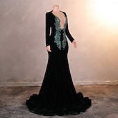 preiswerte Abendkleider-Meerjungfrau  Trompeten-Abendkleid Elegantes Kleid Formelles Prom-Kleid mit Schleppe Langarm Rundhalsausschnitt Samt mit Applikationen