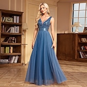 preiswerte Abendkleider-A-Linie Abendkleid Elegant Kleid Abendgesellschaft Abschlussball Bodenlang Ärmellos V Ausschnitt Gürtel / Schärpe Tüll V-Ausschnitt mit Glitzer Stickerei 2025