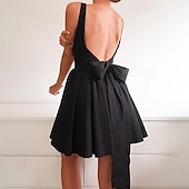 economico Abiti di Laurea-Per donna Mini Abito Abito Bianco Abito da laurea Abito Sottoveste Moda Moderno All&#039;aperto Vacanza Laurea Vestibilità regolare Semplice Senza Maniche Spalline sottili Nero Bianco Rosa Estate