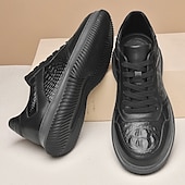 preiswerte Lässig-klassische weiße Leder-Sneaker für Herren mit dezenten Nähten – vielseitiges Schuhwerk für den Alltag und Freizeitausflüge