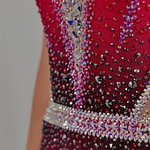 preiswerte Eiskunstlaufkleider-Eiskunstlaufkleid Damen Mädchen Eislaufen Kleid Schwarz Rrot Patchwork Asymmetrischer Saum Netzstoff Hohe Elastizität Training Wettbewerb Eiskunstlaufkleidung Klassisch Kristall / Strass Ärmellos