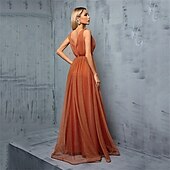 baratos Vestidos Baile Formatura-Vestidos de Quinceanera em A Vestido Elegante Apresentação Casamento Comprimento de Chão Sem Mangas Decote em V Chiffon com Pregas