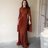 billige Uformell / Dagsbryllup-A-Linjet Quinceanera Kjoler Elegant Kjole Formell Bryllup Gulvlengde Lange Ermer Høy Hals Polyester med Folder