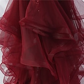 economico ROSSO-Abiti Quinceanera Mermaidi  Trumpet in Paillettes Elegante Abito Formale Semi Formale Matrimonio Lunghezza P_avimento Senza Maniche Scollo a V Tulle Volant con Piume