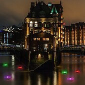 abordables Éclairage subaquatique-Lampes solaires de piscine, éclairage extérieur flottant, globe lumineux, veilleuse RVB à changement de couleur, lumières LED étanches pour piscine, étang, jardins, fêtes, brille dans le noir,