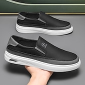 levne Pánské tenisky-Pánské bílé nazouvací tenisky se zlatým akcentem a minimalistickým designem - elegantní, módní, ideální pro ležérní vycházky a každodenní pohodlí
