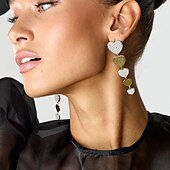 abordables Boucles d&#039;oreilles-Femmes Zircon Boucles d&#039;oreilles clous Géométrique Cœur Précieux Déclaration Élégant Simple Diamant Imitation Des boucles d&#039;oreilles Bijoux Argent Pour Mariage Soirée Travail Quotidien 1 Paire