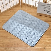 abordables Tapis de Refroidissement-Tapis rafraîchissant pour chien - lit rafraîchissant instantané pour chien &amp;chats non toxiques &amp;tapis rafraîchissant antidérapant lavable en machine pour l&#039;intérieur &amp;utilisation en voyage