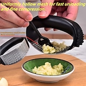 economico Utensili e gadget da cucina-Set trita aglio, batticarne e spremiaglio due in uno, con spazzola e pelapatate inclusi, 3 pezzi/set