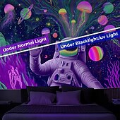 お買い得  ブラックライトタペストリー-ブラックライトタペストリー 光る暗闇 パーティー UV反応 宇宙飛行士 水中のような不思議なハンギングタペストリー 壁アート 壁画 リビングルーム 寝室