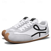 preiswerte Sneaker für Herren-weiße sportliche Herren-Sneaker mit roten und blauen Akzenten – lässig, leicht, ideal für einen aktiven Lebensstil und Outdoor-Aktivitäten