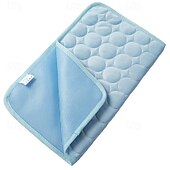 abordables Tapis de Refroidissement-Tapis rafraîchissant pour chien - lit rafraîchissant instantané pour chien &amp;chats non toxiques &amp;tapis rafraîchissant antidérapant lavable en machine pour l&#039;intérieur &amp;utilisation en voyage