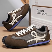 preiswerte Sneaker für Herren-weiße sportliche Herren-Sneaker mit roten und blauen Akzenten – lässig, leicht, ideal für einen aktiven Lebensstil und Outdoor-Aktivitäten
