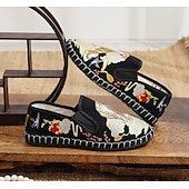 levne Pánské nazouváky a mokasíny-Pánské bílé espadrilky nazouvací boty s uměleckou výšivkou - stylová obuv s jedinečným tygřím designem