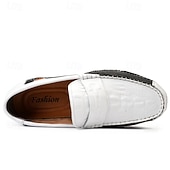 billiga Casual loafers-Vita herrloafers i konstläder med svart krokodilstruktur – eleganta och snygga slip-on-skor för semiformella evenemang, bröllop och avslappnade sammankomster