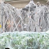 levne Halloween venkovní dekorace-dekorace z halloweenských pavučin s extra falešnými pavouky, super elastické pavučiny pro halloweenskou výzdobu uvnitř i venku