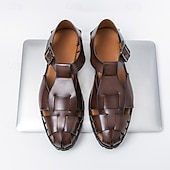 billige Kjole sandaler-Gull- og svarte metalliske sandaler for menn – stilige gladiatorsandaler med moderne spennedesign, perfekte for uformelle utendørsarrangementer