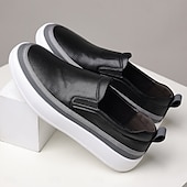 halpa Miesten lenkkarit-Miesten valkoiset keinonahkaiset slip-on-kengät ruskeilla reunuksilla – tyylikkäät ja mukavat rennot slip-on-kengät arkeen ja rentoon käyttöön