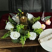 olcso Művirág-műrózsa gyertyagyűrű koszorú, virágos gyertyatartó dekoráció esküvőre, asztaldíszre, fesztiválra vagy európai stílusú lakberendezésre