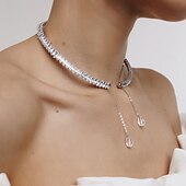 billige Halskjeder-Anheng Halskjede Rhinstener Dame Elegant Luksus dusk Dusk Bryllup Sirkelformet Halskjeder Til Bryllup Fest Valentinsdag