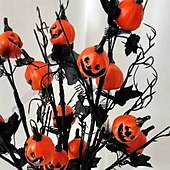 economico Corone di Halloween e Decorazioni Floreali-4 mazzi di fiori artificiali di zucca di Halloween, bouquet di zucca finta da 18,5 pollici in stile gotico misterioso e unico per decorazioni per la casa, decorazioni per feste a tema e decorazioni da